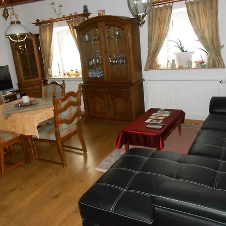 Apartment Juliane Rehefeld-Zaunhaus