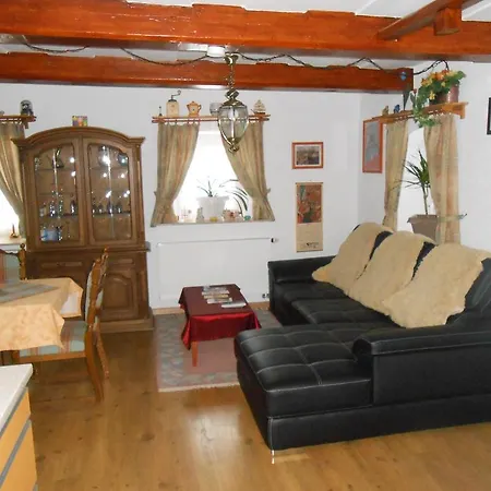 Apartment Juliane Rehefeld-Zaunhaus